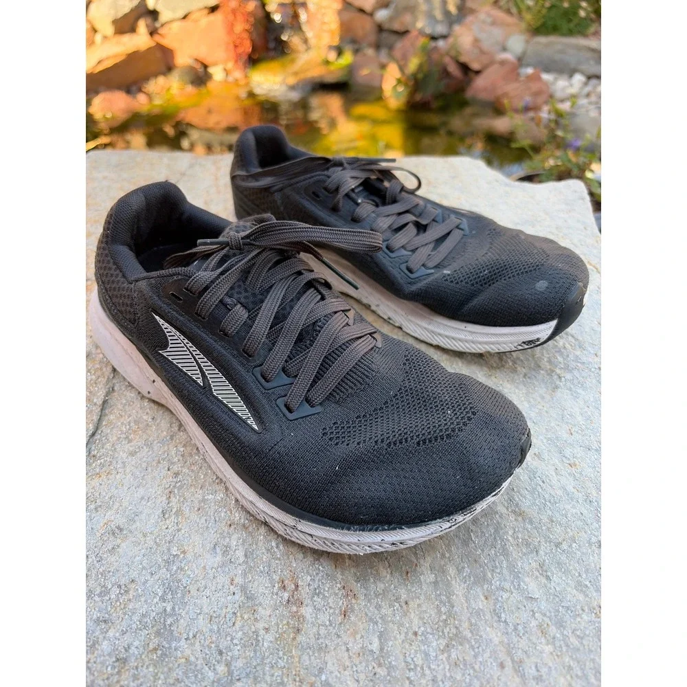 Altra Escalante 3 Womens Running Shoes Black White AL0A7R71000 Size 7.5